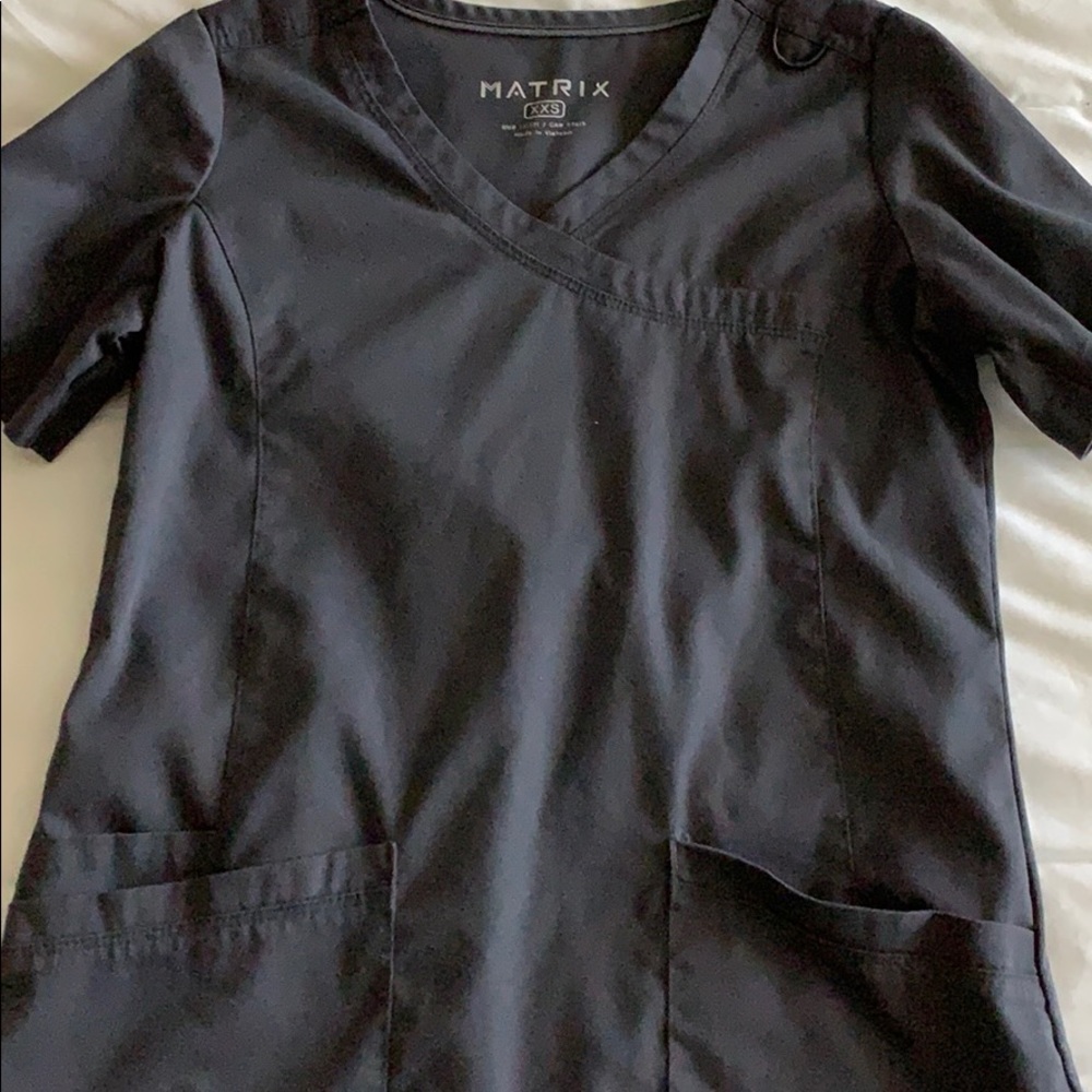 Maevn Matrix Curved Mock Wrap Scrub Top